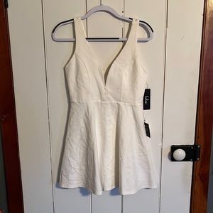 Lulu’s White V-Neck Skater Dress